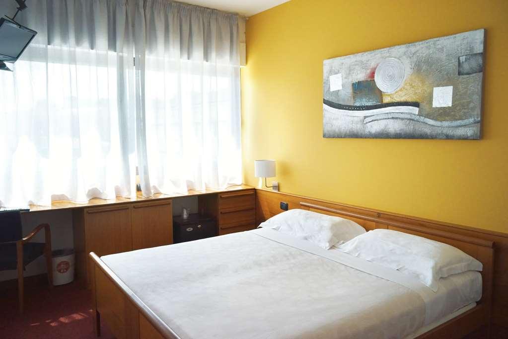 סאן פייטרו אין קריאנו Hotel Valpolicella International חדר תמונה